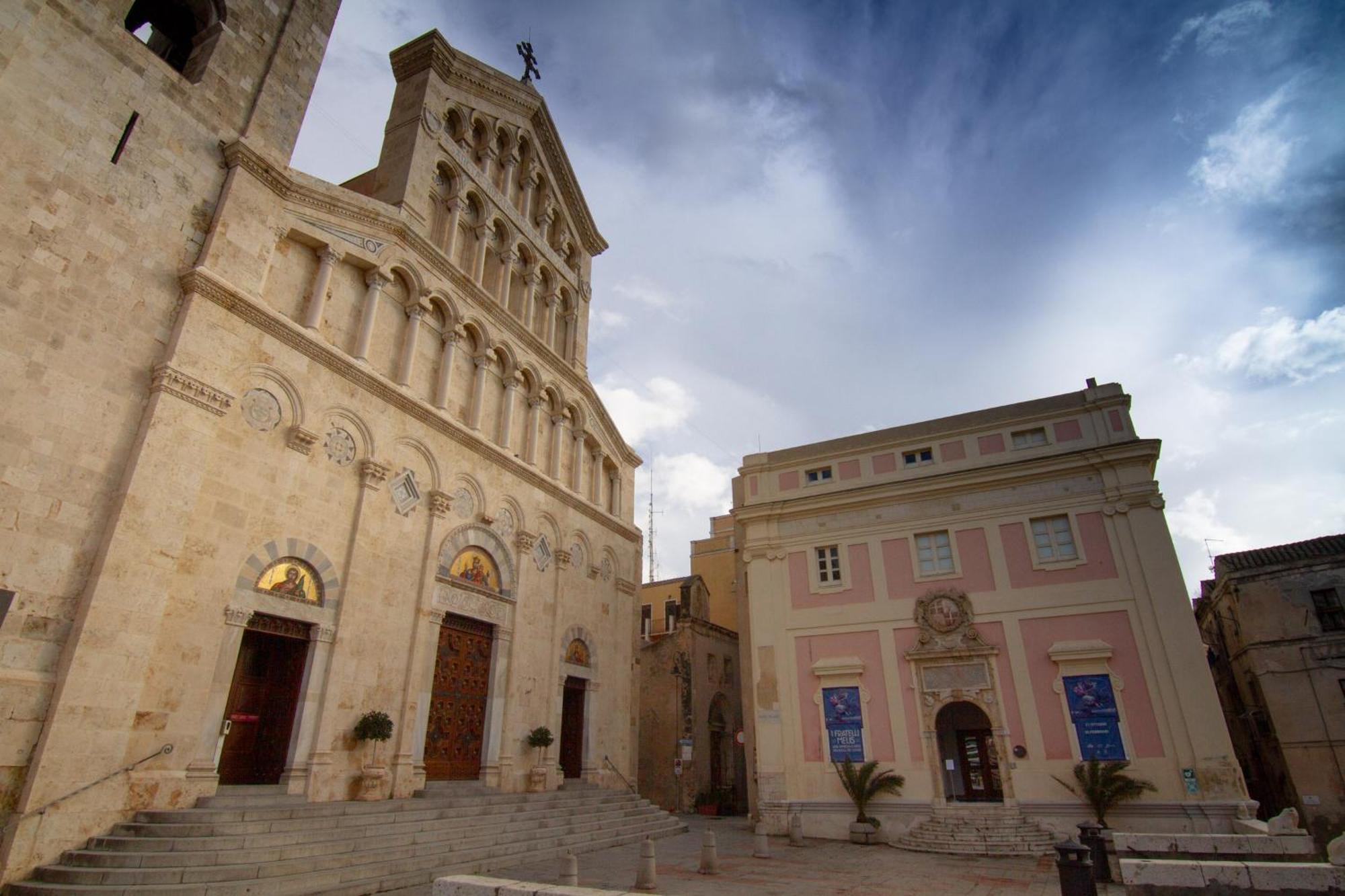 Dimora Madonna Della Speranza Apartment Cagliari Bagian luar foto