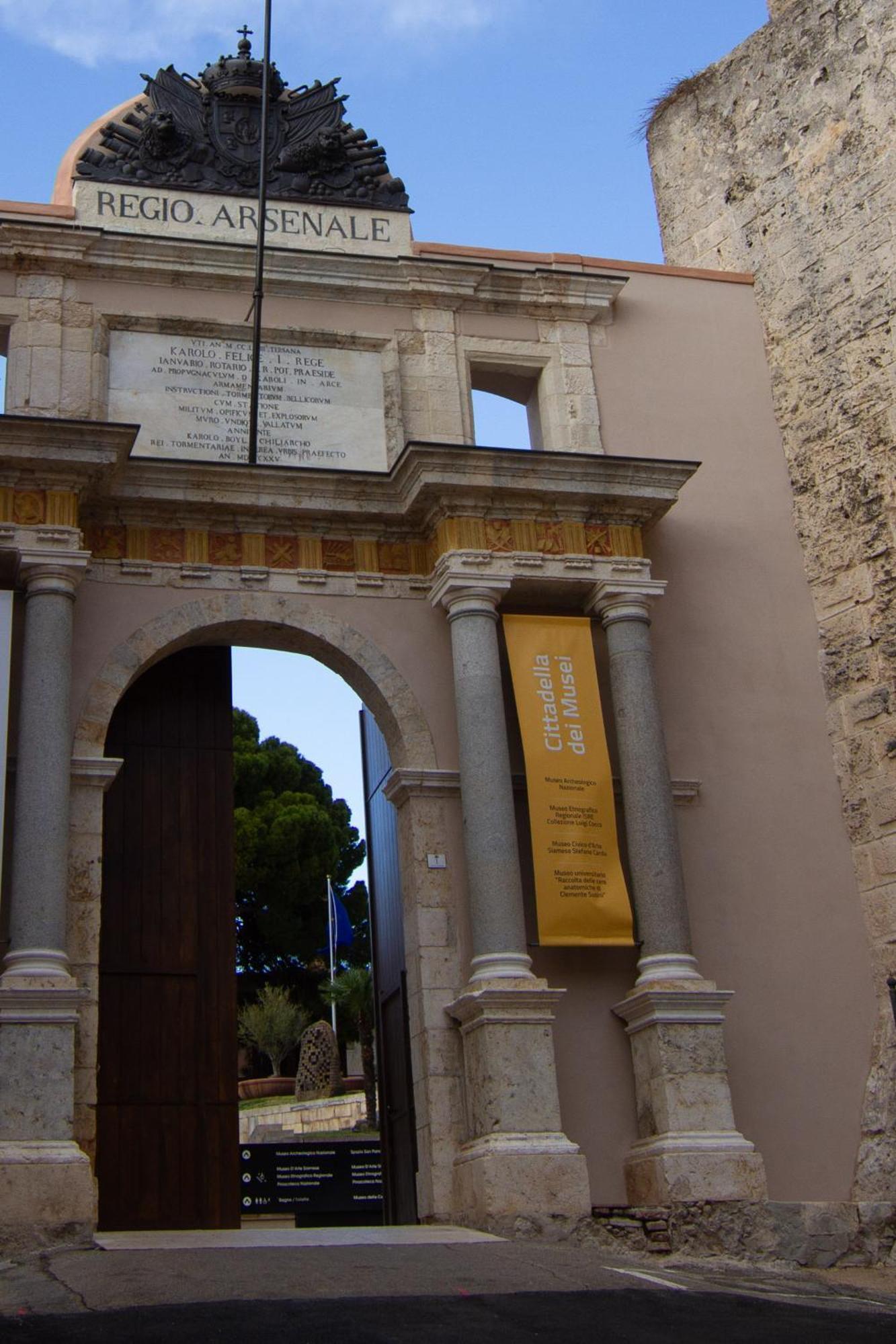 Dimora Madonna Della Speranza Apartment Cagliari Bagian luar foto